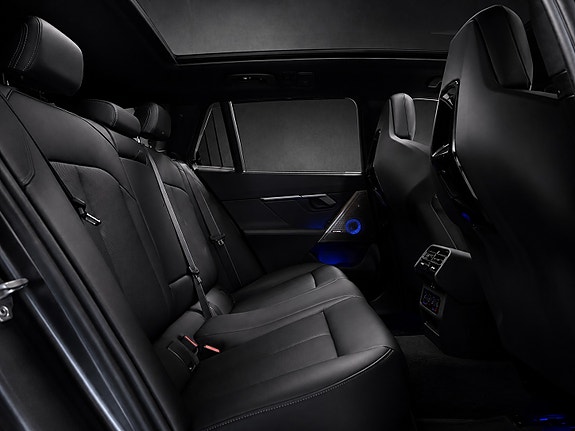BMW M5 6 of 30