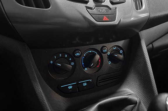 Ford Transit Connect 22 of 25