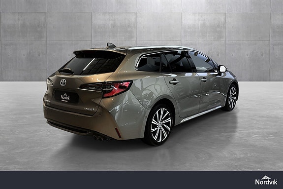 Toyota Corolla 5 of 20
