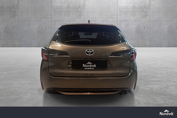 Toyota Corolla 4 of 20