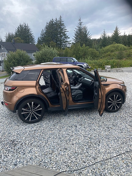 Land Rover Range Rover Evoque 10 of 15