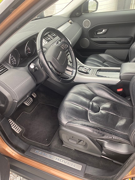 Land Rover Range Rover Evoque 12 of 15