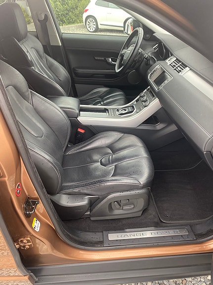 Land Rover Range Rover Evoque 9 of 15