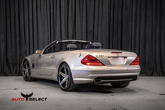 Mercedes-Benz SL500 9 of 30
