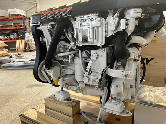 MERCURY DIESEL QSD 2,0L 115 HK. - FABRIKKNY - BUD ØNSKES!! 5 of 7