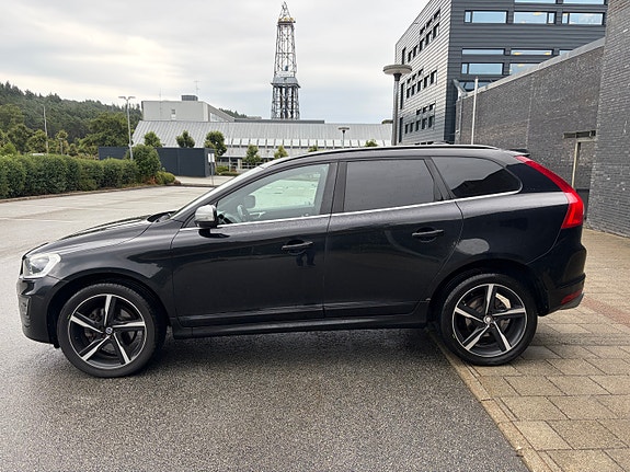 Volvo XC60 3 of 30