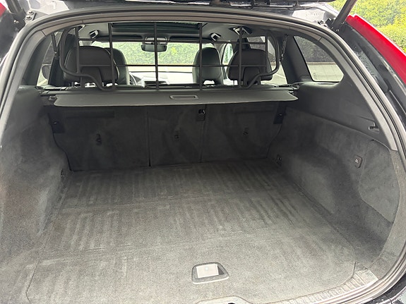 Volvo XC60 24 of 30