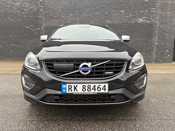 Volvo XC60 8 of 30