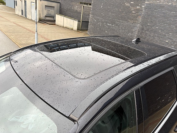 Volvo XC60 9 of 30