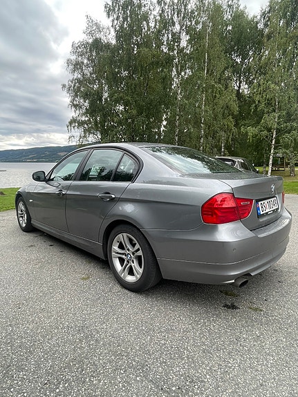 BMW 316i 3 of 18