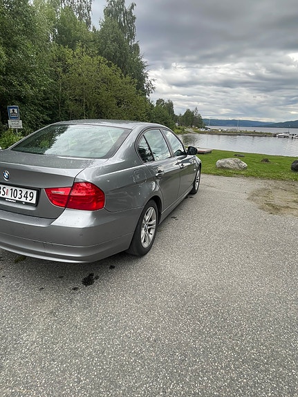 BMW 316i 5 of 18