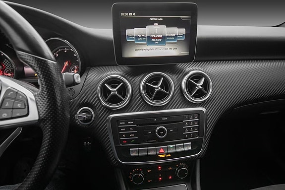 Mercedes-Benz A200 d 12 of 21