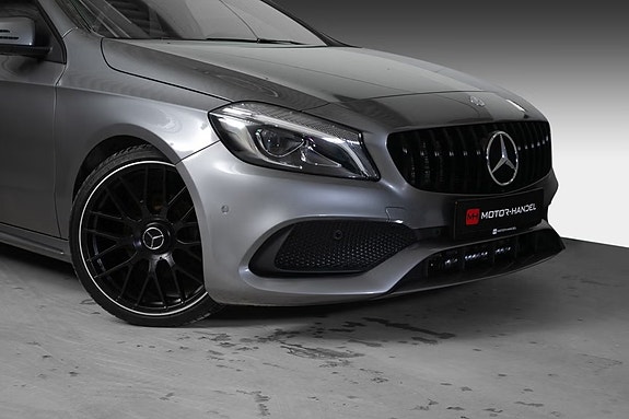 Mercedes-Benz A200 d 2 of 21