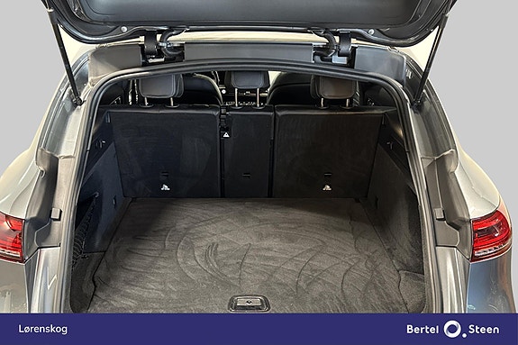 Mercedes-Benz EQC400 28 of 30