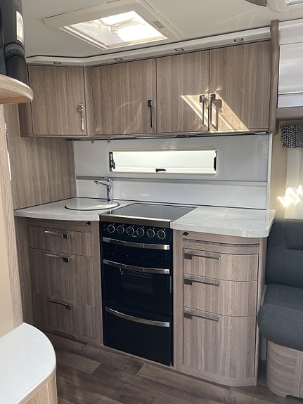 KABE ROYAL 520 XL // Eksklusiv og svært velholdt 7 of 17