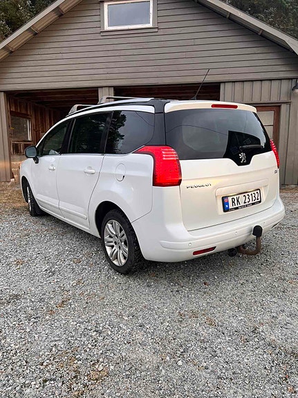 Peugeot 5008 8 of 18