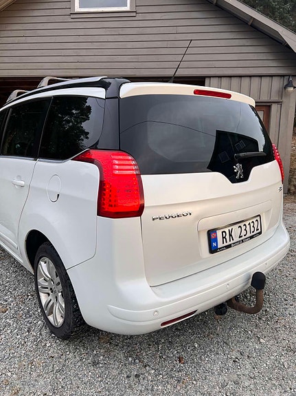 Peugeot 5008 7 of 18