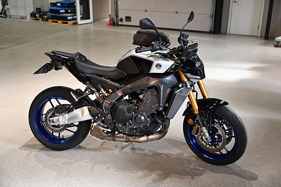 Yamaha MT-09 SP 17 of 18