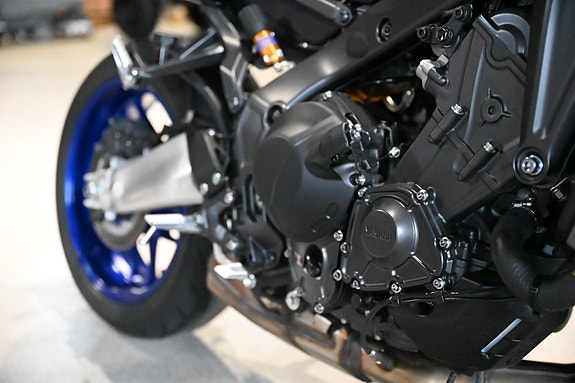 Yamaha MT-09 SP 4 of 18