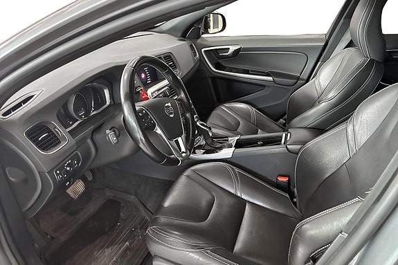 Volvo V60 8 of 24