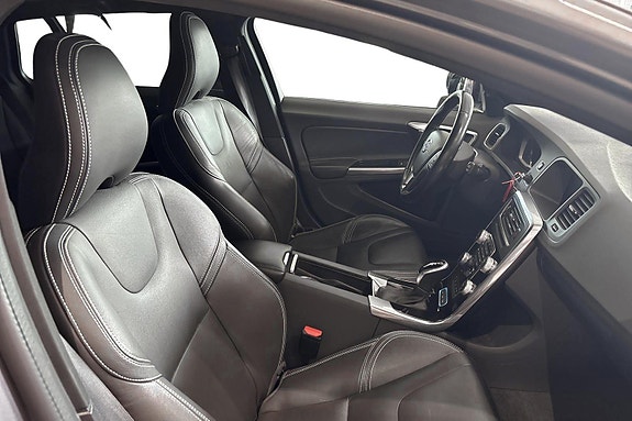 Volvo V60 23 of 24