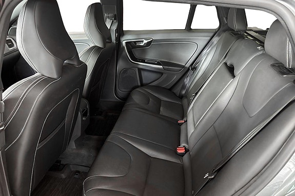 Volvo V60 7 of 24