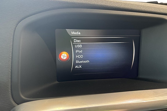Volvo V60 13 of 24