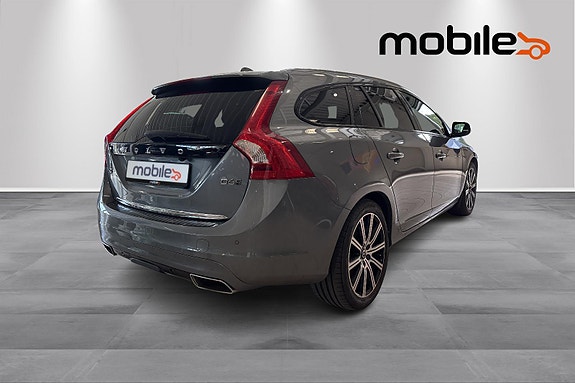 Volvo V60 3 of 24