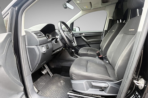 Volkswagen Caddy Alltrack 13 of 20