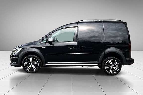 Volkswagen Caddy Alltrack 9 of 20