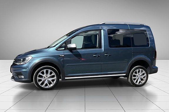Volkswagen Caddy Alltrack 8 of 19