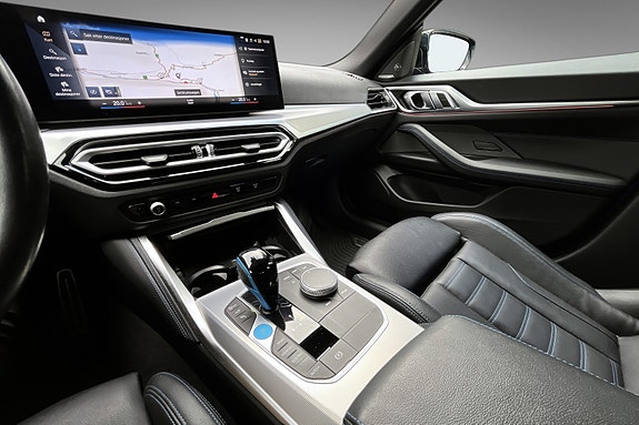 BMW i4 13 of 22