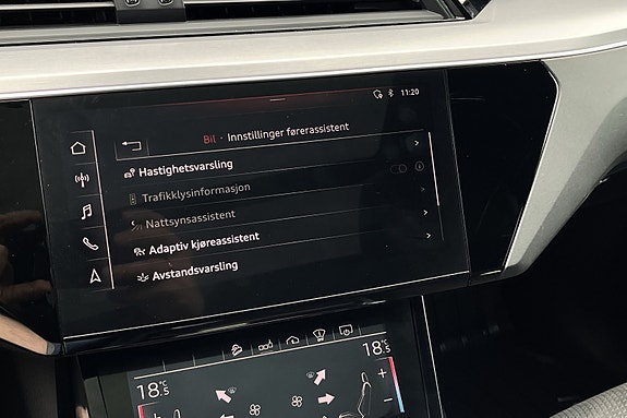 Audi e-tron 22 of 30
