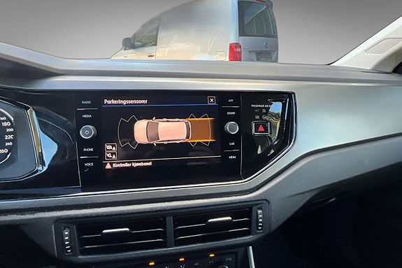 Volkswagen Polo 18 of 20