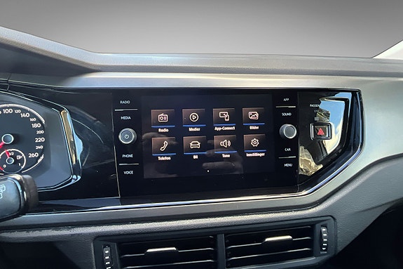 Volkswagen Polo 17 of 20