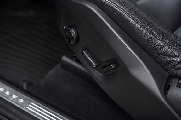 Volvo XC90 13 of 30