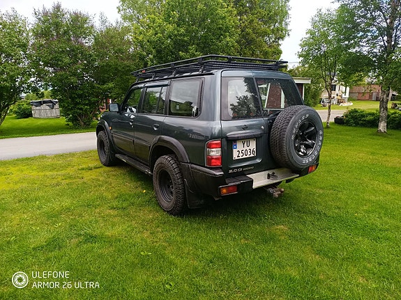 Nissan Patrol 9 of 17