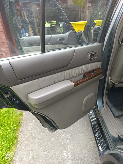 Nissan Patrol 5 of 17