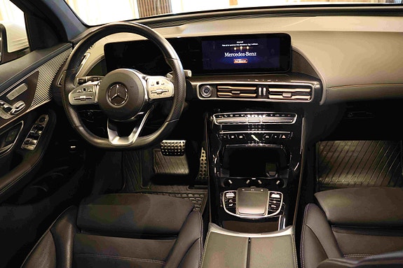 Mercedes-Benz EQC400 16 of 30