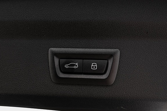 BMW iX2 29 of 30