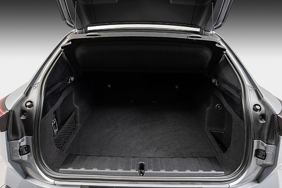 BMW iX2 30 of 30