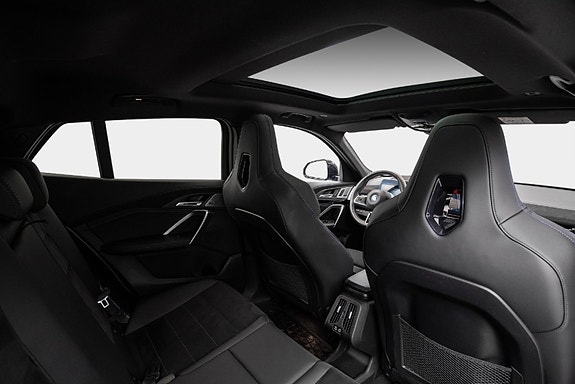 BMW iX2 16 of 30