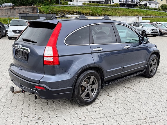 Honda CR-V 3 of 12