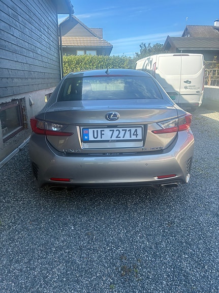 Lexus RC300h 3 of 6