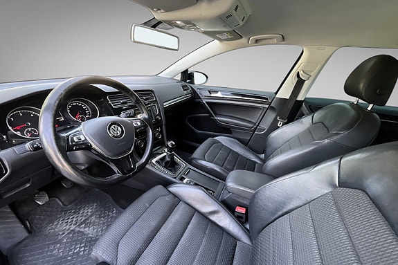 Volkswagen Golf VII 11 of 20