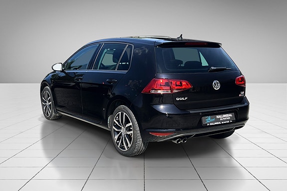 Volkswagen Golf VII 6 of 20