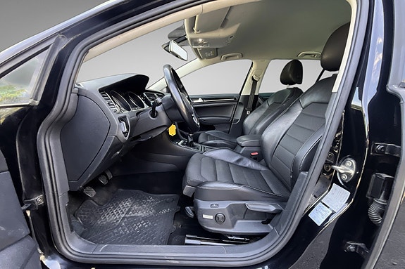 Volkswagen Golf VII 10 of 20