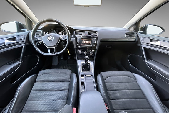 Volkswagen Golf VII 12 of 20