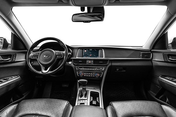 Kia Optima 25 of 30