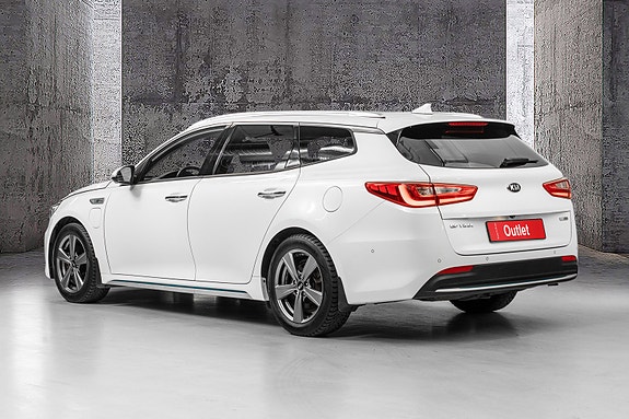 Kia Optima 5 of 30